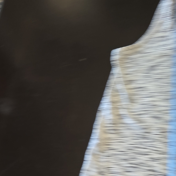 Lululemon Women's Gray Tank Top - Picture 7 of 7